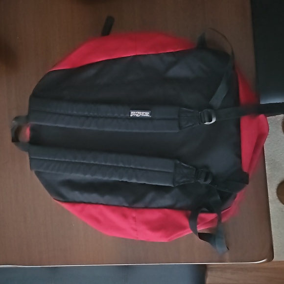 Jansport Backpack, Maroon. - Picture 2 of 2